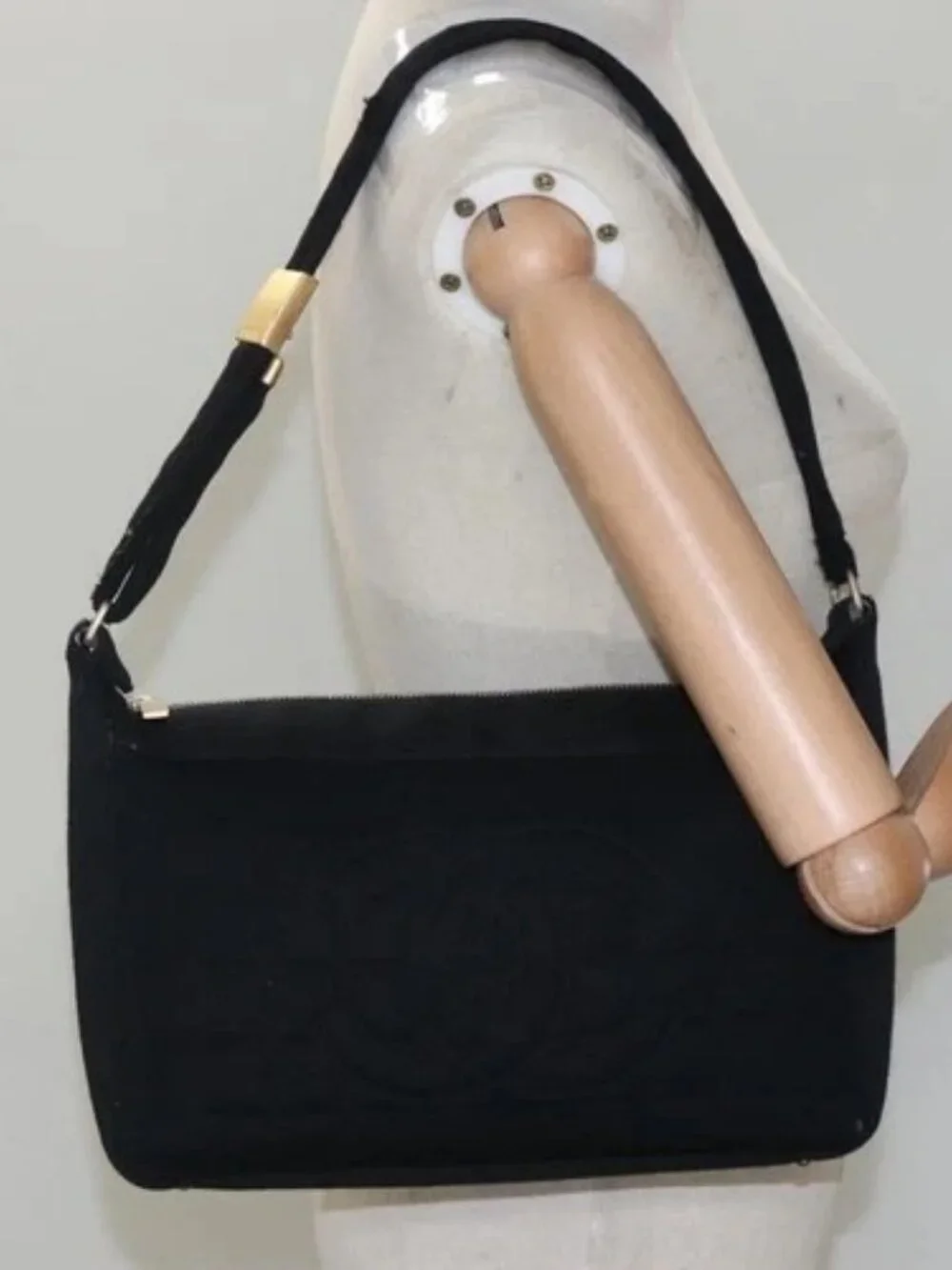 CHANEL Choco Bar line Shoulder Bag Canvas Black CC Auth BA034
